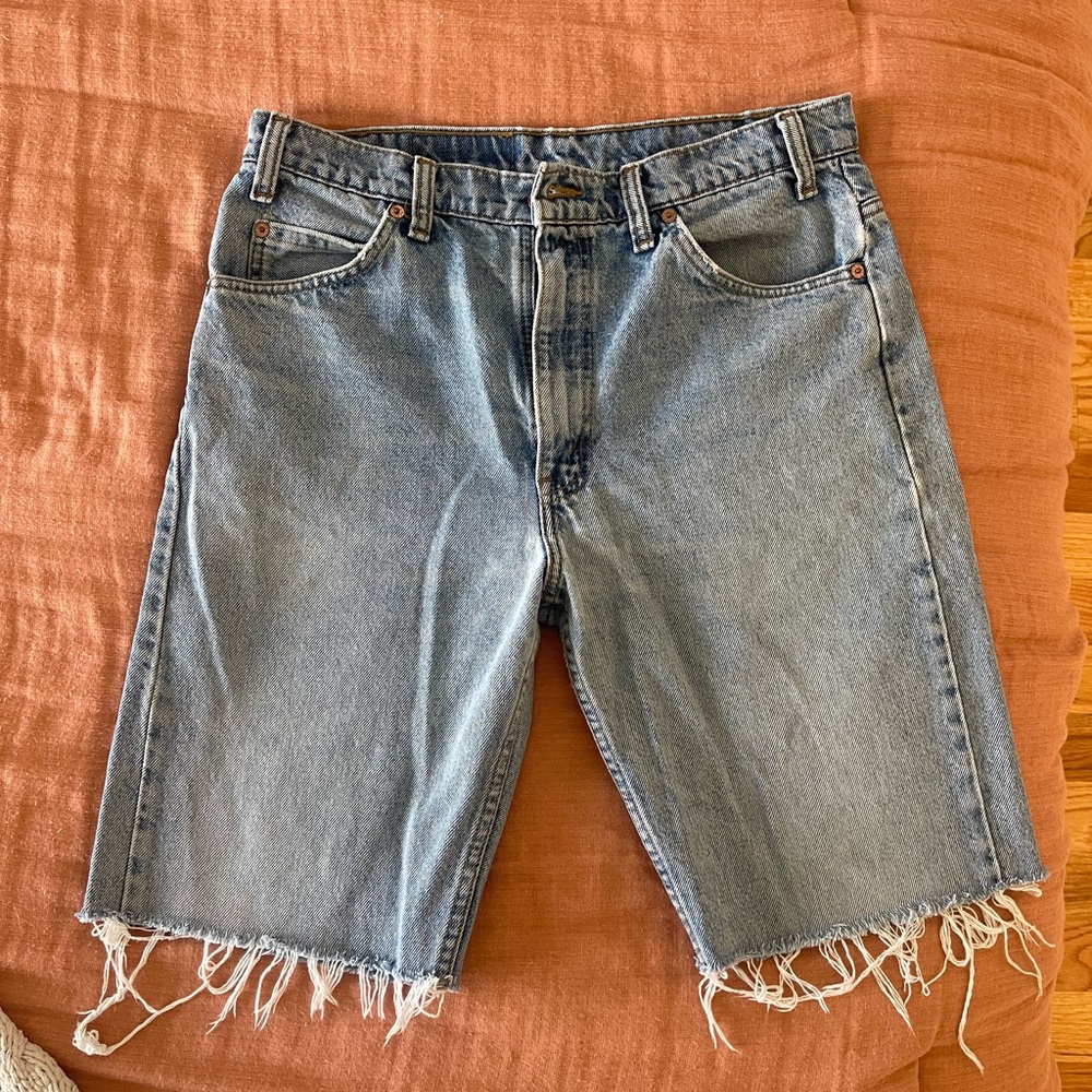 Vintage Levi Bermuda shorts Women’s Size 6/8